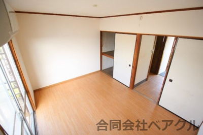 【洋室】 | メゾン中山