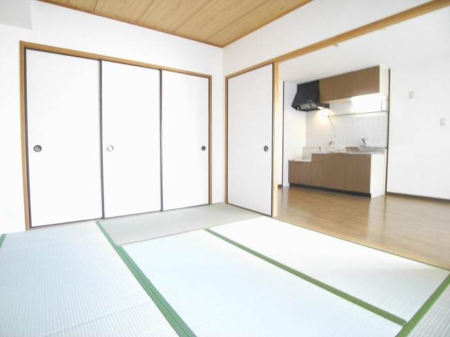 【和室】 | 吉鴻ハイネスⅢ