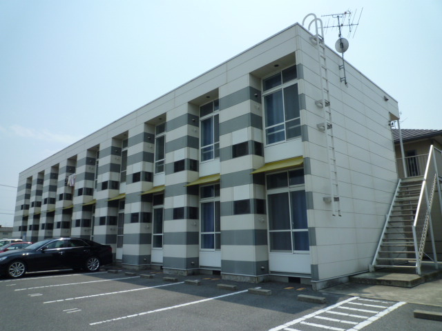都窪郡早島町前潟のアパートの外観