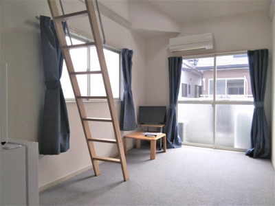 【居間・リビング】 | TOSA | 別物件　別室の参考写真。
窓は1ヶ所です。