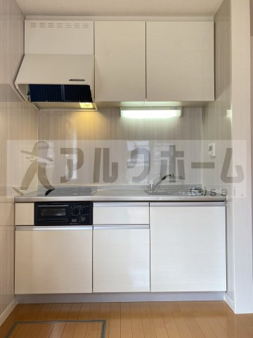 クアトロファミリアーレ今町のキッチン