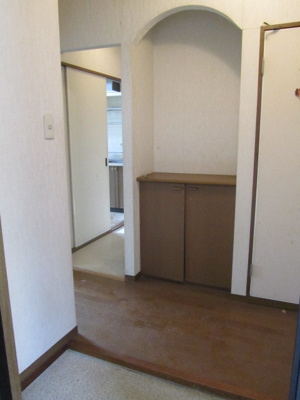 【玄関】 | シャルマン八千代
