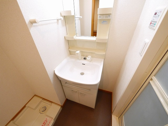 ブリリアント　アコーポリッシュの洗面所|洗面所です