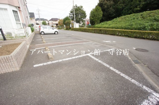 【駐車場】