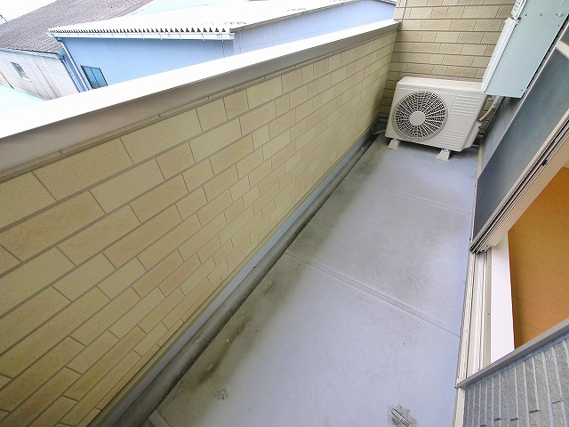 エレガンテのバルコニー|バルコニーからの眺めを楽しみながら食事をしませんか