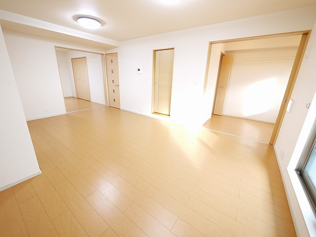 エレガンテの居間・リビング|居間です