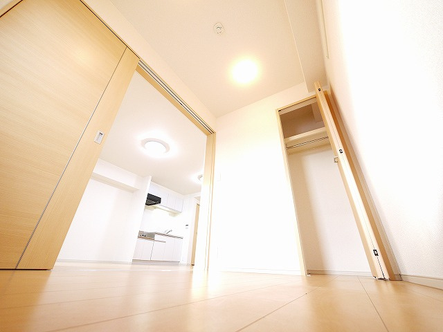 エレガンテの洋室|使い勝手のいい洋室です