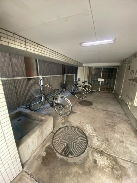 自転車駐輪場（空状況は要確認）