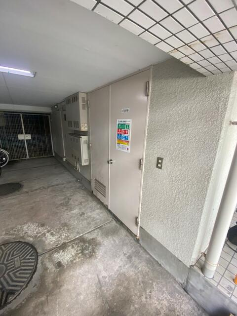 敷地内ゴミ集積所