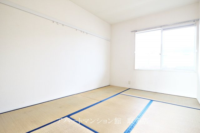 セフィラ青柳の和室