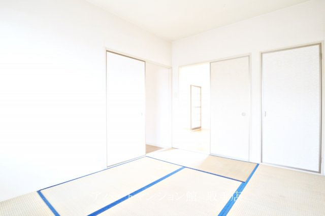 セフィラ青柳の和室