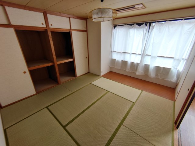 【寝室】 | 宝塚ビル