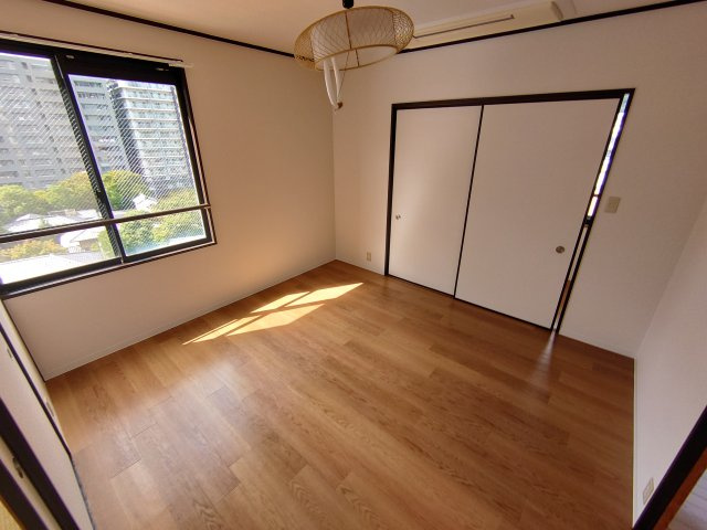 【寝室】 | 宝塚ビル