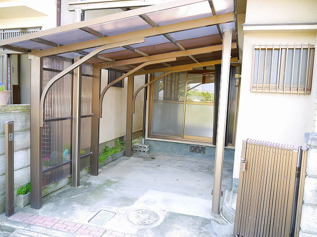 結崎貸家（大字結崎）の駐車場