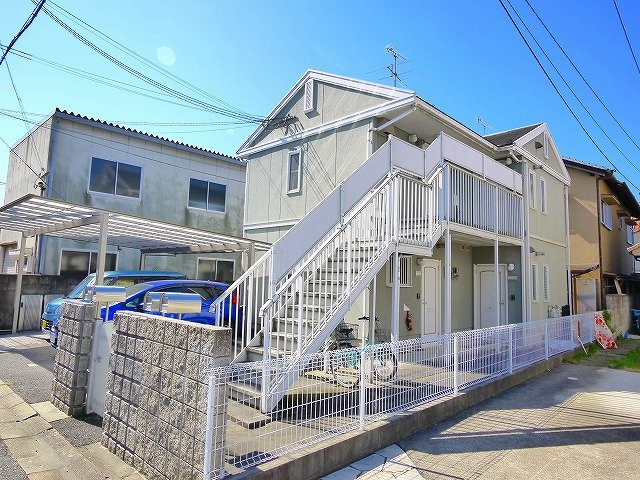 岡本ハイツ（法蓮町）の外観|外はこのようになっています