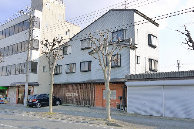 北郡山店舗の外観|きれいな外観です