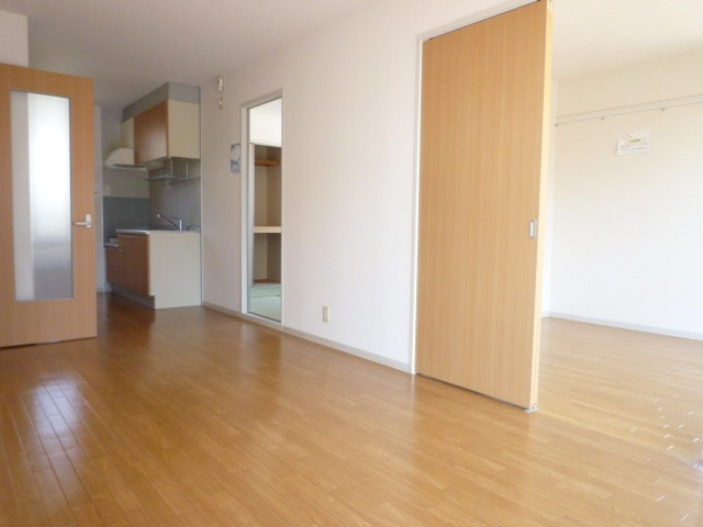 ディアス青柳Ａの居間・リビング