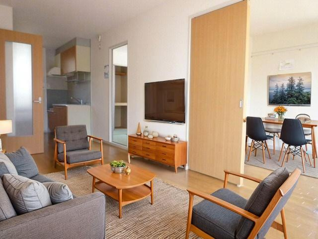 ディアス青柳Ａの居間・リビング|CGで家具等を配置したものです。実際に家具等は含まれません。