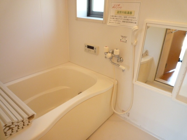 ディアス青柳Ａの浴室