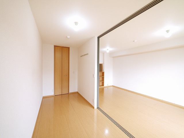 コム　アニモの洋室|明るい洋室です