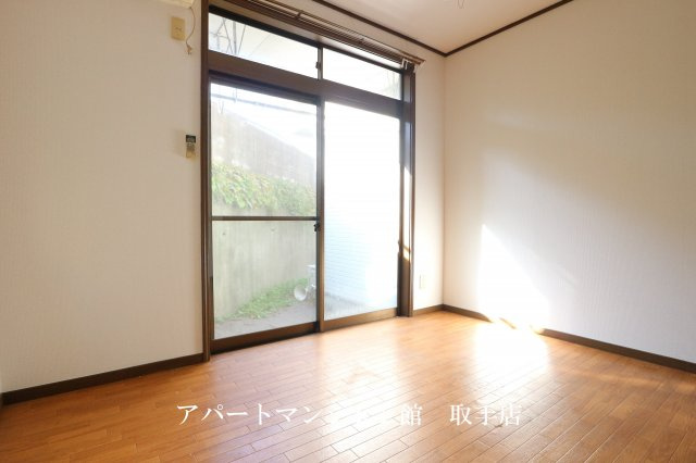 白山コーポ第5の寝室