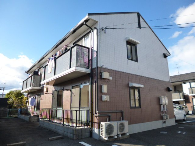 倉敷市中庄のアパートの外観