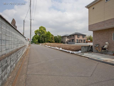 【前面道路含む現地写真】 | さいたま市緑区芝原2丁目/売地
