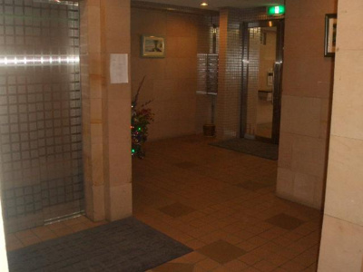 【エントランス】 | 晋栄一番館