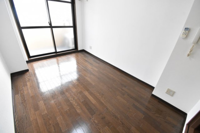 【洋室】 | セレッソコート梅田東