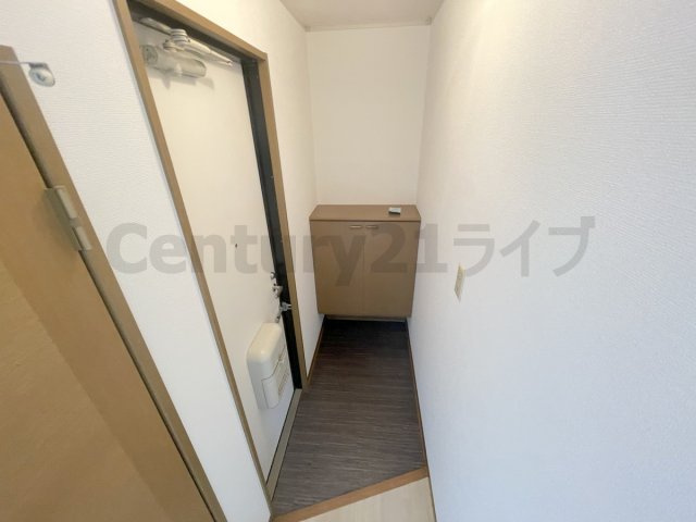 【玄関】 | ソレーユ安倉