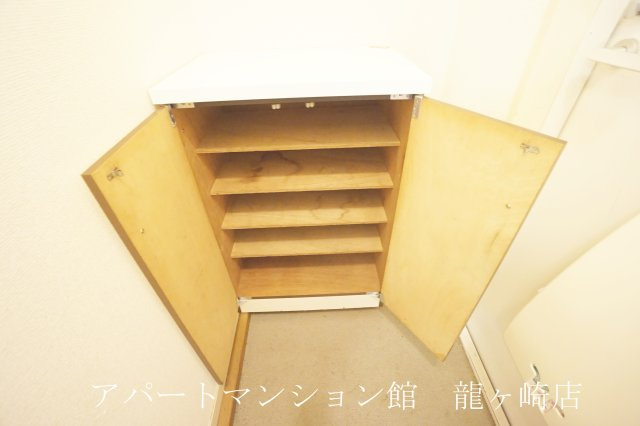 グリーンパストラル桜井Ａの収納