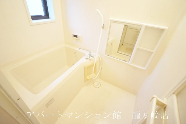グリーンパストラル桜井Ａの浴室