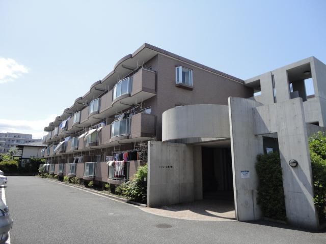 レジュール鶴ヶ島の外観