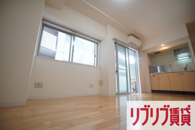 リエス千葉新宿の居間・リビング