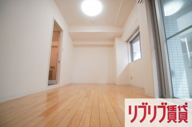 リエス千葉新宿の居間・リビング