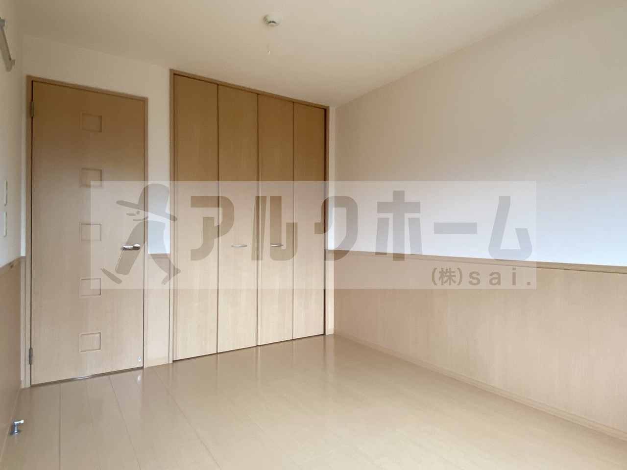 カトルセゾン Cの洋室