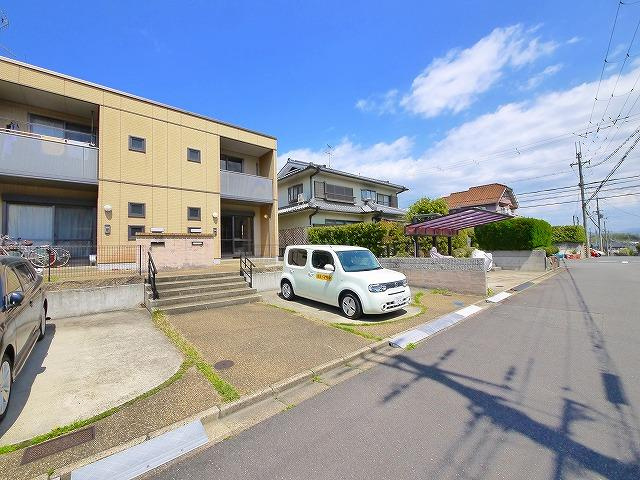 ラルハイムの駐車場|駐車スペースもあります