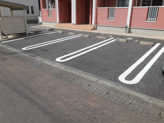 【駐車場】
