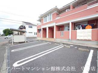 【駐車場】