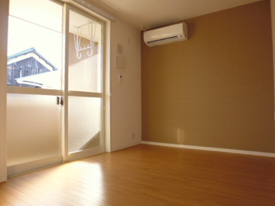 【居間・リビング】 | メゾン・コスモス壱番館