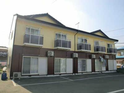 【外観】 | メゾン　パスポートＡ棟 | テレビ　DVD　冷蔵庫　洗濯機　電子レンジ付　市場町　8帖洋室　フリーレント