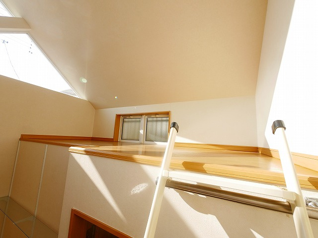 平城山店舗の内装