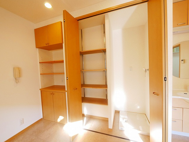 平城山店舗の内装