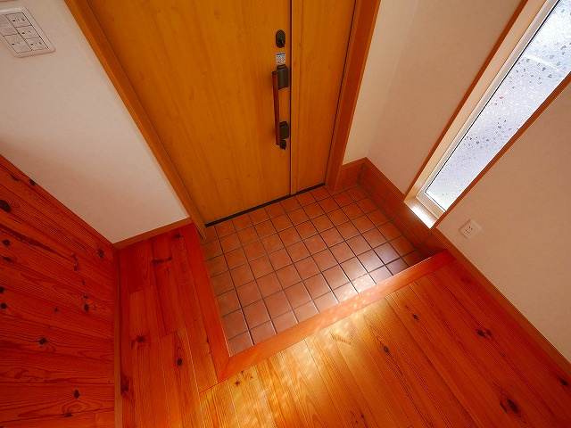 平城山店舗の内装