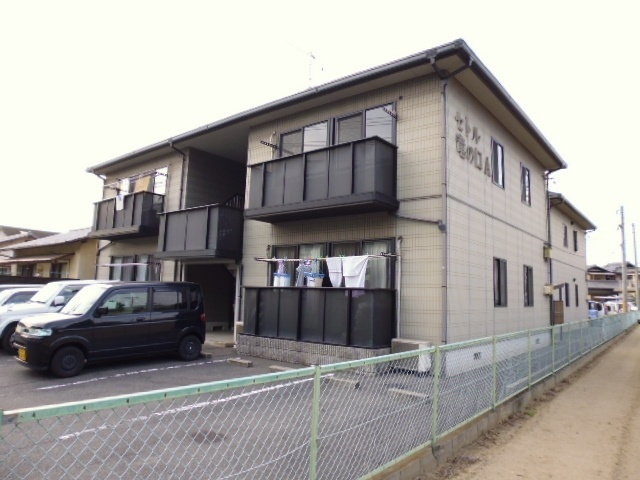 倉敷市連島町連島のアパートの外観