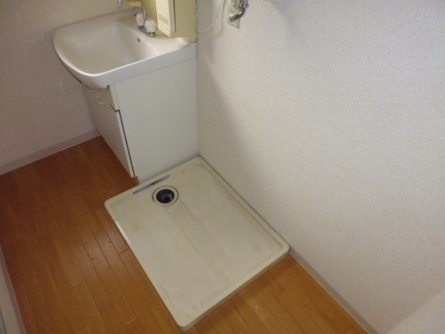 倉敷市連島町連島のアパートのその他|洗濯機置き場