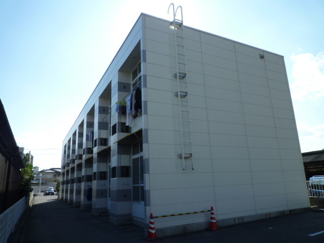 倉敷市昭和２丁目のアパートの外観