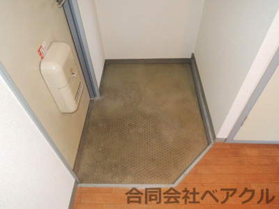 【玄関】 | ヴェルメゾン山階