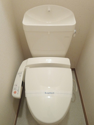 【トイレ】 | マロンハイツⅣ | バストイレ別。温水洗浄便座付き