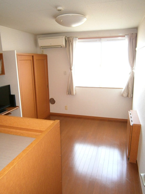 【居間・リビング】 | マロンハイツⅣ | 同タイプ室内